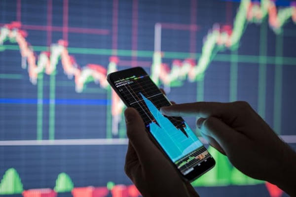 Bán chui cổ phiếu, một doanh nghiệp xử lý nước bị phạt hơn nửa tỷ đồng