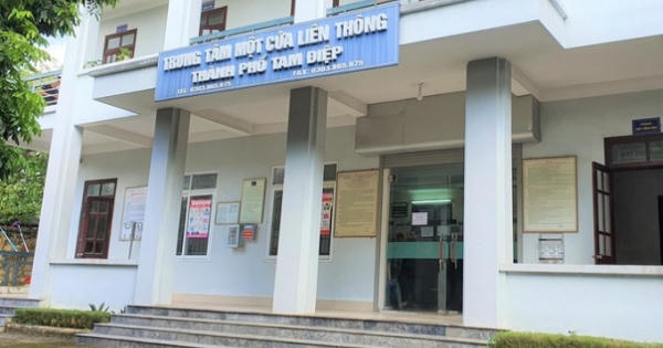 Ninh Bình: Bắt giám đốc Văn phòng đăng ký đất đai "nhận hối lộ", và nhân viên lừa đảo tiền tỉ Ninh Bình: Bắt giám đốc Văn phòng đăng ký đất đai "nhận hối lộ", và nhân viên lừa đảo tiền tỉ