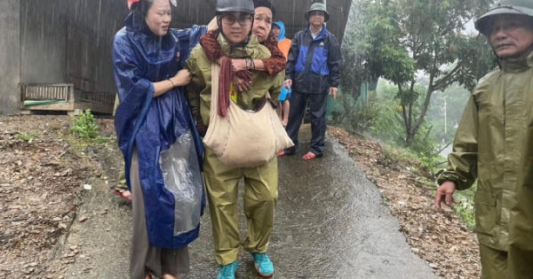 Trắng đêm sơ tán người dân và tài sản