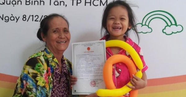 Thúc đẩy quyền khai sinh - Dắt trẻ ra khỏi thân phận vô hình Thúc đẩy quyền khai sinh - Dắt trẻ ra khỏi thân phận vô hình