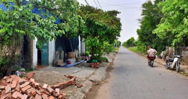 Người dân tái định cư Khu Công nghiệp Mỹ Trung 12 năm chờ sổ đỏ