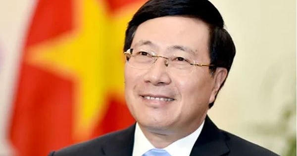 Ngoại giao Việt Nam vững bước đi theo con đường của Bác Ngoại giao Việt Nam vững bước đi theo con đường của Bác