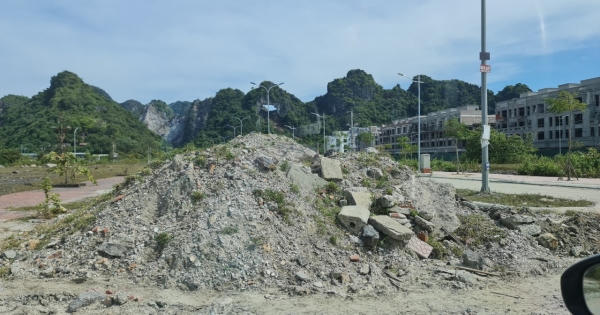 Quảng Ninh: Nhức nhối vấn nạn "rác tặc" ở khu tái định cư Khe Cá