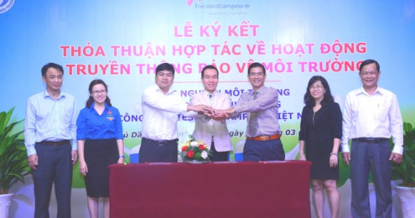 FrieslandCampina Việt Nam ký kết hợp tác về bảo vệ môi trường