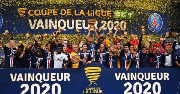 Paris Saint-Germain hoàn tất 'cú ăn ba' sau loạt luân lưu may rủi