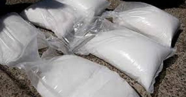 Cặp vợ chồng hờ rủ nhau ngồi tù vì buôn ma túy