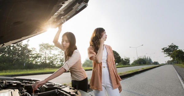 Đi ô tô gặp sự cố, cần làm gì trước khi gọi cứu hộ để tránh mất tiền oan?
