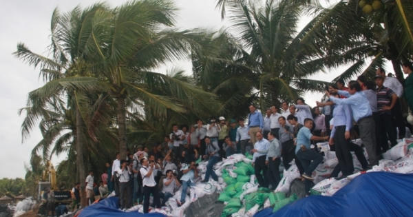 Hỗ trợ 40 tỷ đồng khắc phục tình trạng sạt lở bờ biển Cửa Đại