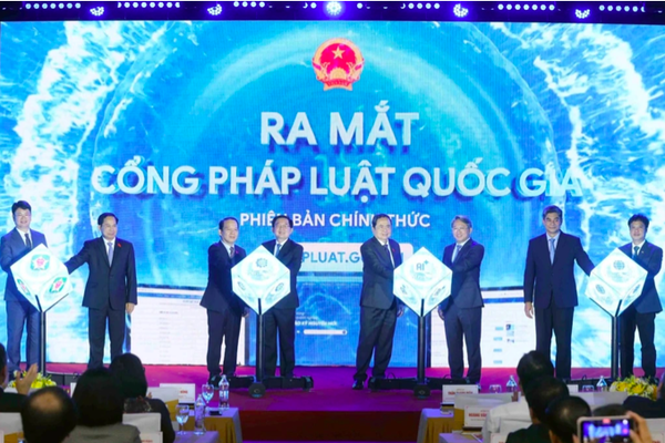 Ra mắt Cổng Pháp luật quốc gia tích hợp AI qua ứng dụng VNeID
