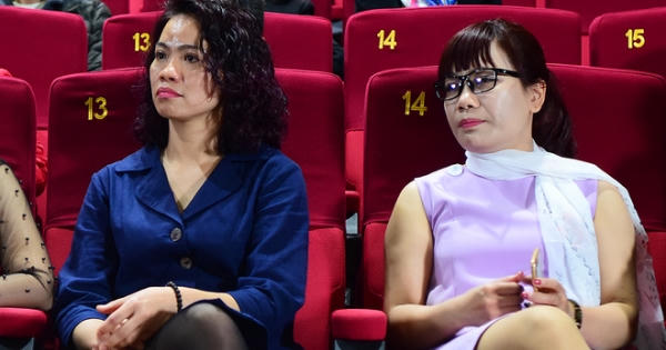 Vợ Trần Lập: 'Nhìn chồng trên phim, tôi không kìm được nỗi nhớ' Vợ Trần Lập: 'Nhìn chồng trên phim, tôi không kìm được nỗi nhớ'