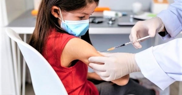 Những phản ứng nào có thể xảy ra đối với trẻ từ 5 - dưới 12 tuổi khi tiêm vaccine phòng COVID-19? Những phản ứng nào có thể xảy ra đối với trẻ từ 5 - dưới 12 tuổi khi tiêm vaccine phòng COVID-19?