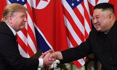 Tổng thống Trump nói Chủ tịch Kim chưa sẵn sàng cho thỏa thuận Tổng thống Trump nói Chủ tịch Kim chưa sẵn sàng cho thỏa thuận