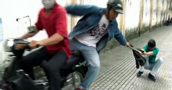 Hà Nội: Một nữ phóng viên báo Lao Động bị cướp khi trên đường đi làm về