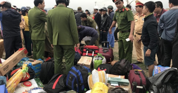 Vụ lật xe ở Đà Nẵng: Danh tính 13 hành khách thương vong