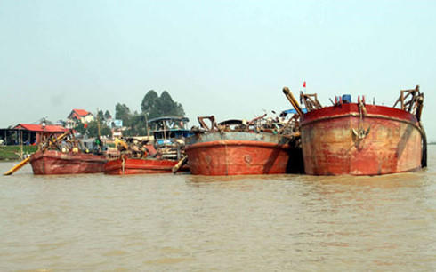 Công ty Đông Bắc Bộ bị "thúc nợ" vì chậm nộp tiền cấp quyền khai thác khoáng sản