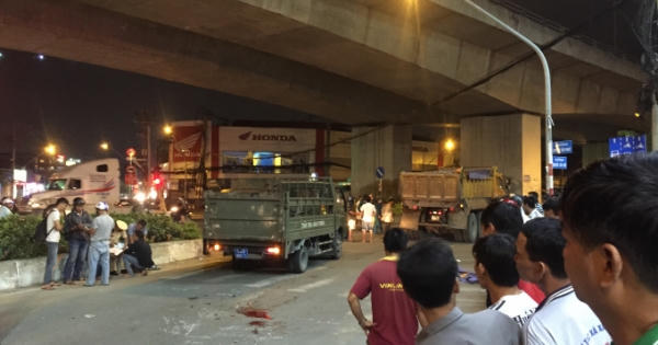 Xe máy chở 4 gặp nạn, bé trai 3 tuổi chết thảm Xe máy chở 4 gặp nạn, bé trai 3 tuổi chết thảm