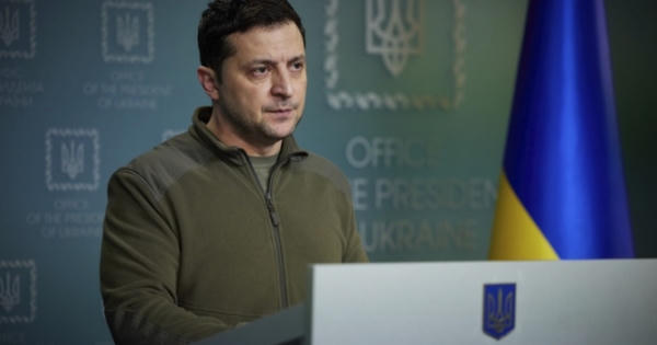 Chiếc điện thoại vệ tinh và bí mật về nơi ở của Tổng thống Zelensky