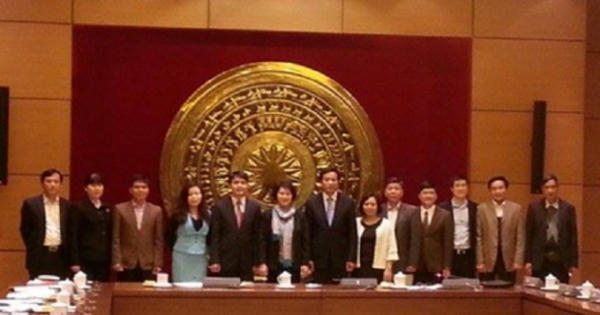 Quốc hội ra mắt Ban Thư ký