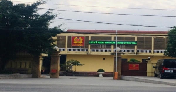 Cơ quan CSĐT khẩn trương triệu tập những người liên quan đến vụ nữ sinh lớp 9 bị cưỡng hiếp nhiều lần Cơ quan CSĐT khẩn trương triệu tập những người liên quan đến vụ nữ sinh lớp 9 bị cưỡng hiếp nhiều lần