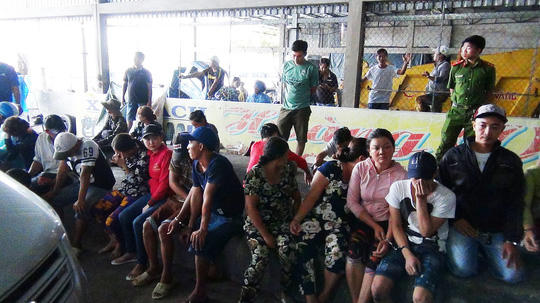 Kiên Giang: Triệt xóa ổ nhóm đánh bạc trong ngôi nhà hoang