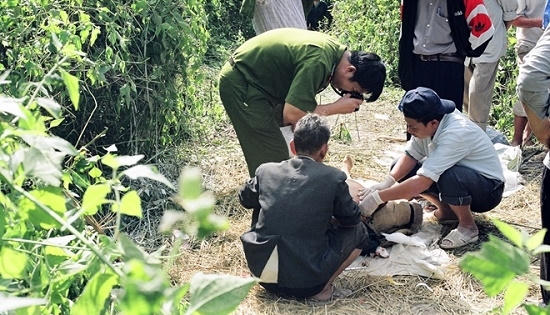 Thầy giáo ở Nghệ An trúng đạn tử vong