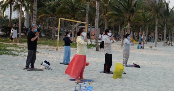 Nhiều tỉnh thành xử phạt người không đeo khẩu trang nơi công cộng