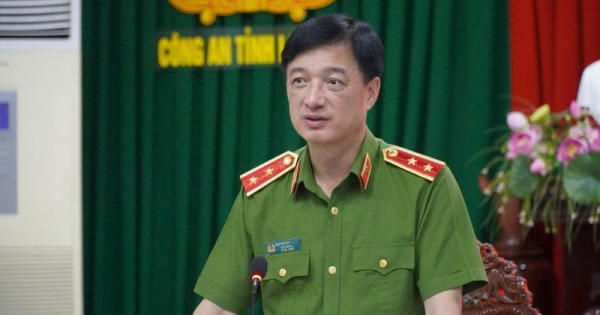 Từ mại dâm đến 'con nuôi, sugar baby'