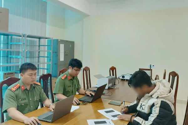 Công an Lâm Đồng xử lý 04 trường hợp đăng thông tin sai sự thật về sáp nhập, tinh gọn bộ máy Công an Lâm Đồng xử lý 04 trường hợp đăng thông tin sai sự thật về sáp nhập, tinh gọn bộ máy