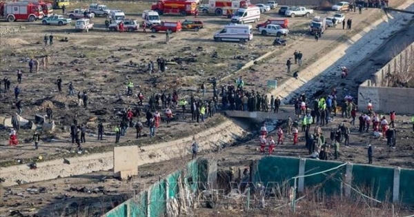 Ukraine để quốc tang một ngày sau vụ rơi máy bay khiến 176 người thiệt mạng