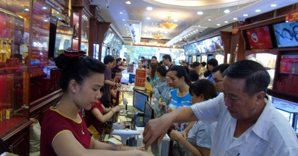 Vàng biến hóa khôn lường và tâm lý đám đông của người giao dịch