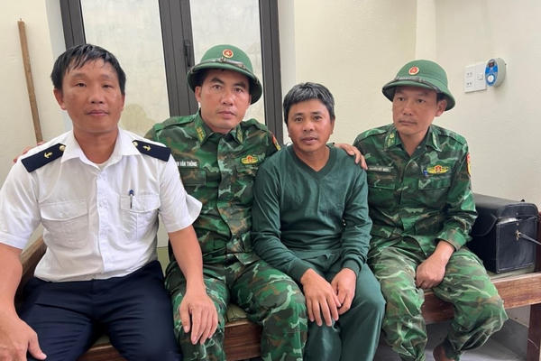 Vụ chìm tàu chở than trên vùng biển Hà Tĩnh, đã tìm thấy 10 thuyền viên còn lại