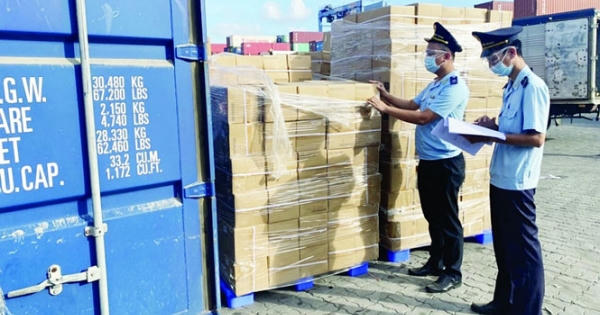 Hỗ trợ thông quan hàng hóa phòng, chống dịch Covid-19