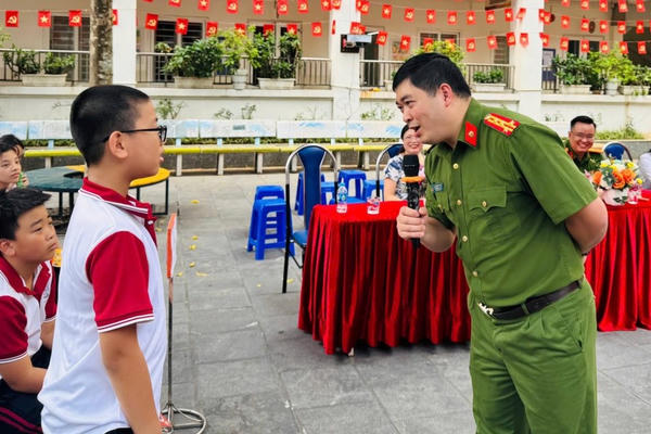 Hướng dẫn học sinh Hà Nội xử lý tình huống lừa đảo “bắt cóc online”