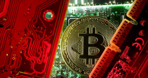 Giá Bitcoin hôm nay 4/2: Thoát 'đáy', Bitcoin tăng giá trở lại