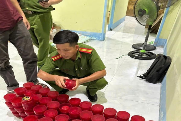 Kiên Giang: Triệt phá kho hàng mỹ phẩm giả mạo nhãn hiệu