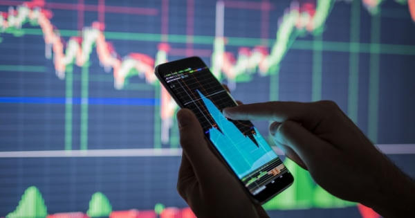 Thị trường chứng khoán 15/7: Tăng điểm với mục tiêu là vùng 990 - 1.000 điểm