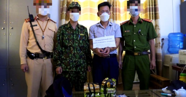 Hà Tĩnh: Tóm gọn đối tượng vận chuyển 5 kg ma túy đá