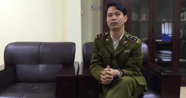 Đội trưởng đội QLTT số 12: Khẩu trang "lên giá" là do người dân!