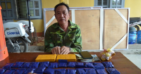 Điện Biên: Bắt giữ hai đối tượng, thu giữ hàng nghìn viên ma túy tổng hợp