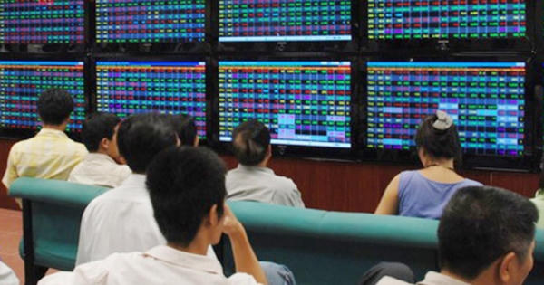 Báo cáo không đúng thời hạn, một nhà đầu tư bị phạt 22 triệu đồng