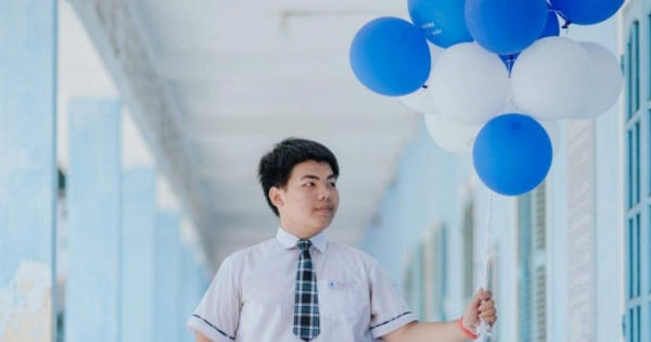 Ước mơ của nam sinh đạt điểm 10 môn văn xứ Huế