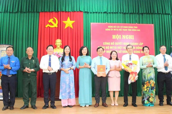 Ủy ban MTTQ Việt Nam tỉnh Đồng Nai công bố quyết định tổ chức, nhân sự