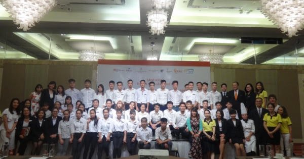 Cơ hội vừa học vừa làm tại khách sạn 5 sao Cơ hội vừa học vừa làm tại khách sạn 5 sao