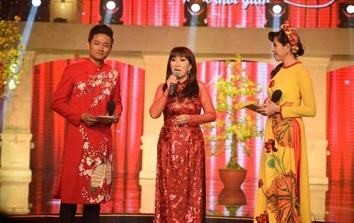 Chia tay Lê Phương, Quý Bình lẻ loi đi quay "Tình khúc vượt thời gian"