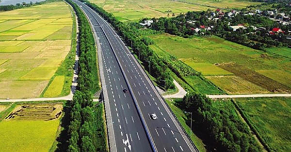 Dự án đầu tư công tuyến cao tốc Bắc-Nam: Sức ép thu hồi vốn “nóng” từng ngày