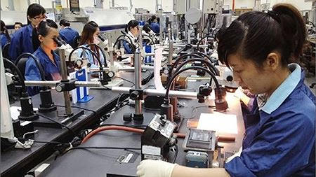 Ngành điện vào cuộc tiết giảm chi phí sản xuất