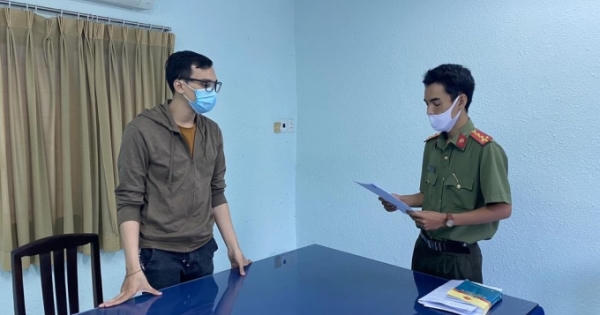 Đề nghị truy tố nam tiếp viên hàng không làm lây dịch bệnh COVID-19
