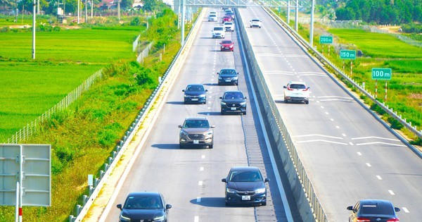 Hà Nội triển khai 7 nhóm nhiệm vụ bảo đảm an toàn giao thông đường bộ