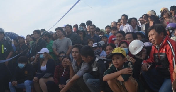 Đi xem... bắn người