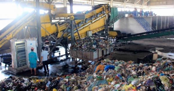 Xả nhiều rác sẽ phải trả nhiều tiền